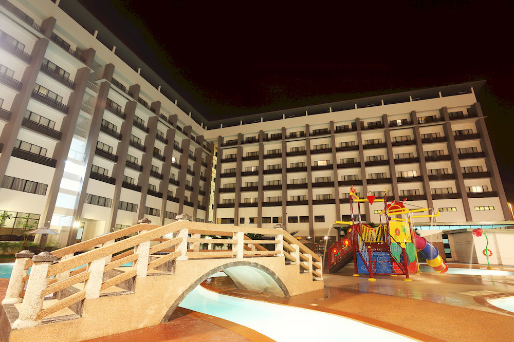 Raia Hotel & Convention Centre Terengganu Kuala Terengganu Extérieur photo